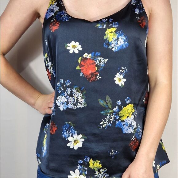 Banana Republic Tops - BANANA REPUBLIC Navy Blue Floral V-Neck Spaghetti Strap Shirt Size medium
